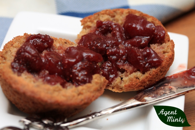 Muffin on a plate with jam