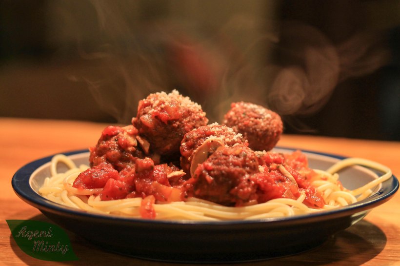 Meatballs on spaghetti
