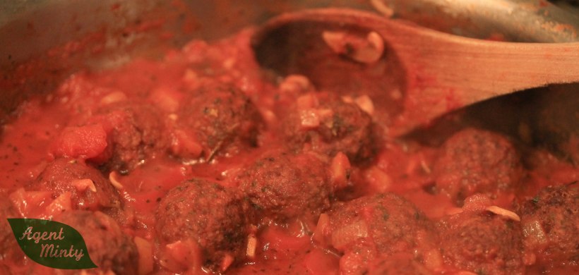 Meatballs in sauce